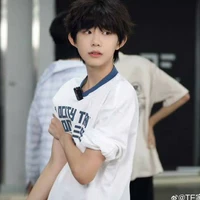 Trần Dịch Hằng - H