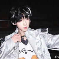 Dương Bác Văn_hắn