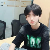 Tả Kỳ Hàm ( Bạn anh)