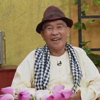 Ba (Hiền,Ngọc,Nghĩa,Chót)