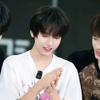 NHIẾP VĨ THẦN