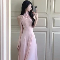Vương Mai Kiều (mẹ cô)