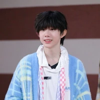 Trần Dịch Hằng_Cậu