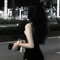 HOÀNG MY(mẹ ĐDUY)