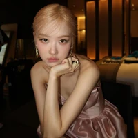 Park Chaeyoung <Nàng>