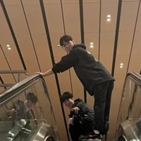T/g mê trai LCK