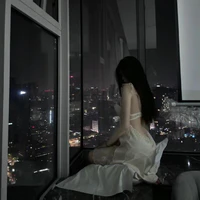 TUYẾT MAI