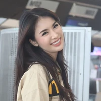 Chompu Athita ( chom )