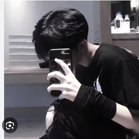 trần văn khánh(em trai hiếu)