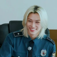 lee Yongbok_em