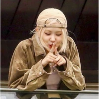 park chaeyuong ( cô)