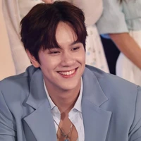 Korapat Kirdpan/Nanon_2000