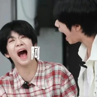 Nghiện JieRui🎻🐱