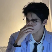 Nguyễn Hoàng Đức (anh 3)