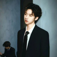Hạ Tuấn Lâm