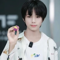 vương lỗ kiệt ( hắn )