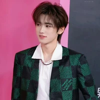 Tống Á Hiên