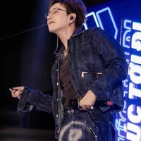 Lou Hoàng