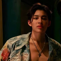 Pond Naravit Lertratkosum