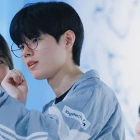 Hyukku/ Trợ lý chủ tịch