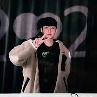 Jeehyuk/Nhà đầu tư