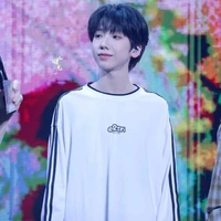 Nei WeiChen [ còn nhỏ ]