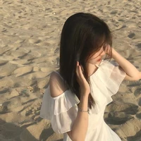 Huỳnh Thùy Tiên 