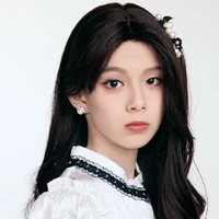 Hàn Tụng Y [ Sunny ]