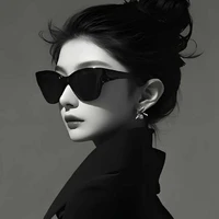 mom Rhy ( Quỳnh )