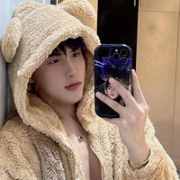 Huỳnh Hoàng Hùng [Hùng Huỳnh]