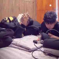 Cyy • Tác Giả •