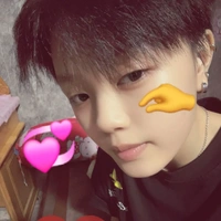 Nhỏ t/g mê gái🐢