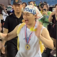 Tác giả nò