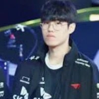 Thầy Tiếng Anh (Hyeon-jun)