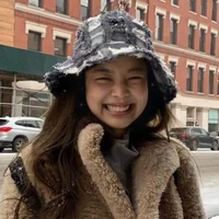 Kim Jennie ( em )