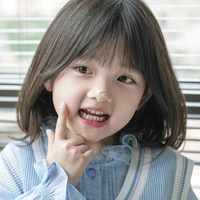 Hoàng Châu Quý Vãn- lúc nhỏ