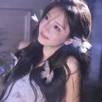 Lâm Nhã Uyên_Zina