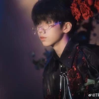 Nhiếp Vĩ Thần_Hắn ta