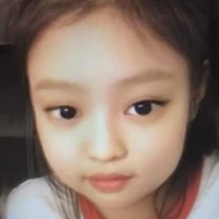 Kim Jennie [ em ]