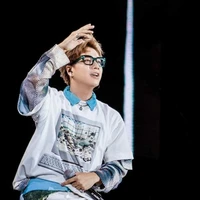 Hoàng Kim Long (Lou Hoàng)