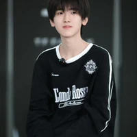 Tả Kỳ Hàm (y)