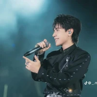 Quang Hùng