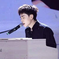 Quang Hùng