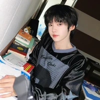 Trương Dịch Nhiên { Em ² }