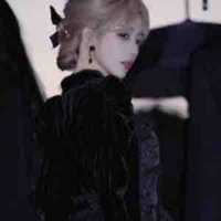 Sở Uyên Vân_mẹ nu9 