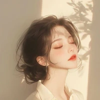 Bùi Ánh Như ( trợ lý của nàng )