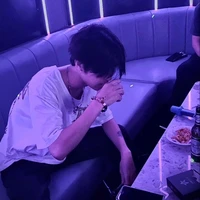Lục Bảo Thiên-anh