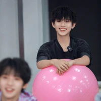 Trần Tư Hàn ( Em² )