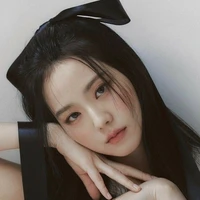 Kim Jisoo - Chị