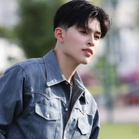 Naravit Lertratkosum